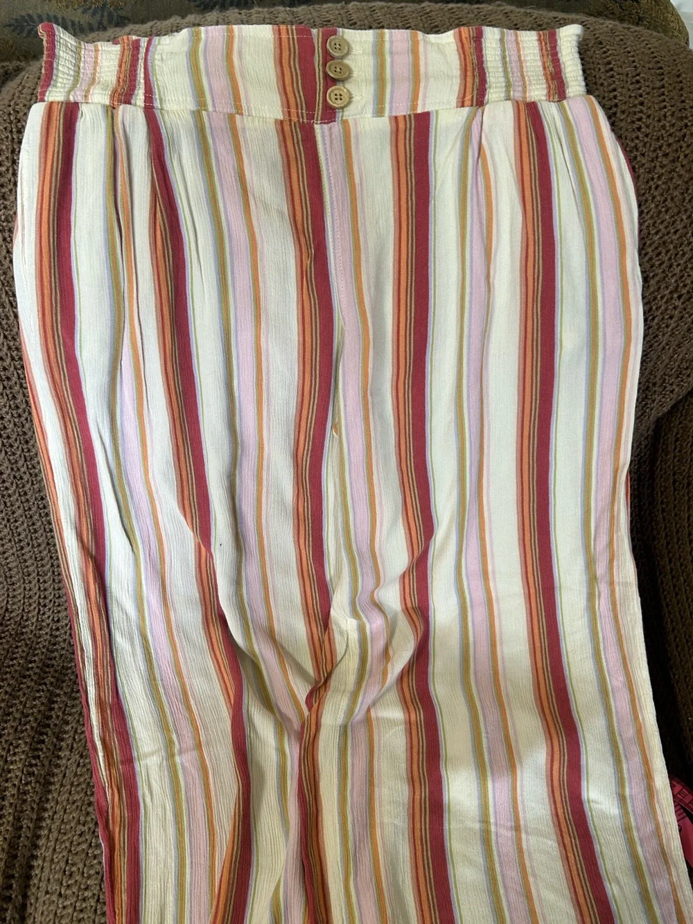 Mudd Striped Wide-Leg Capris in Cream, Red, Orange